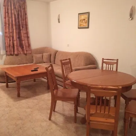 скиелит 5 * パンポロボ